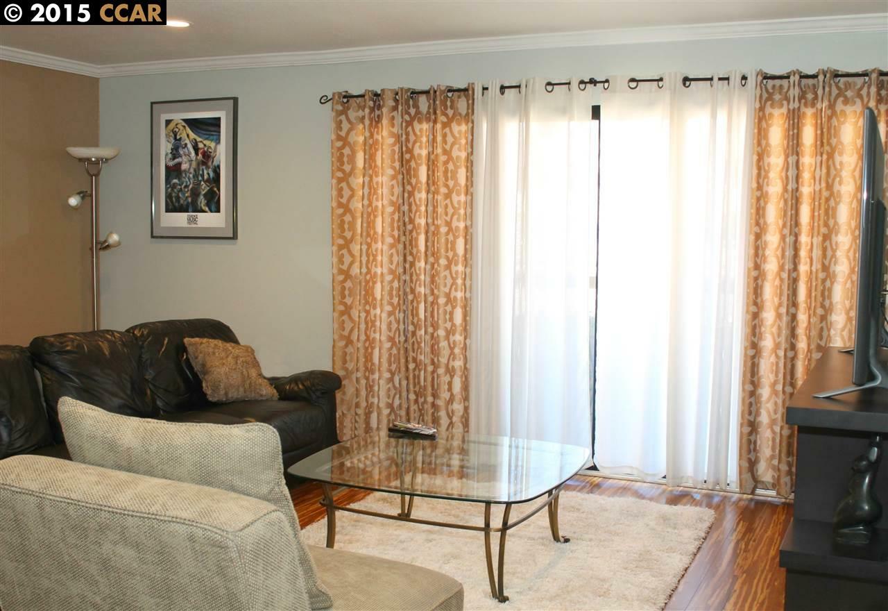 Property Photo:  3 Embarcadero West 152  CA 94607 