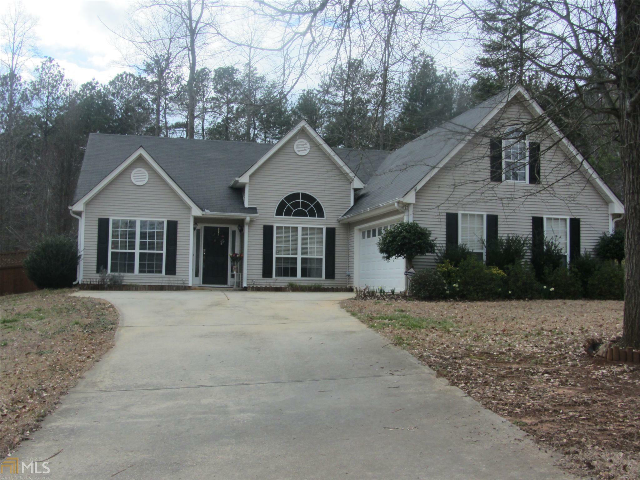 Property Photo:  4090 River Elan Dr  GA 30507 