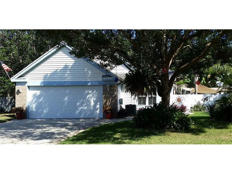 Property Photo:  2203 Maryday Court  FL 32812 