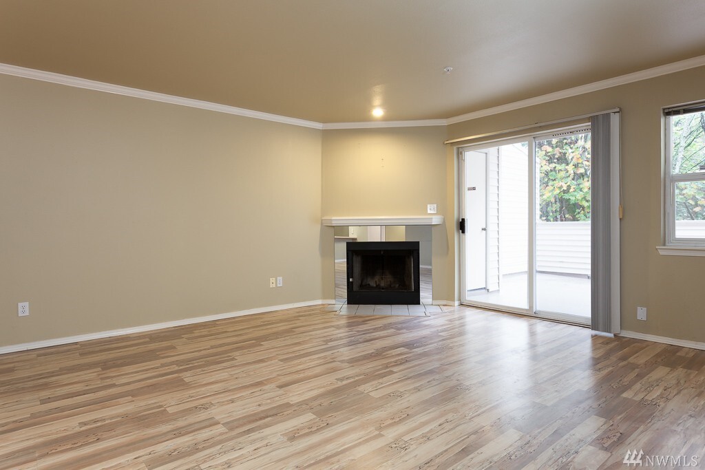 Property Photo:  16019 Waynita Wy NE F106  WA 98011 