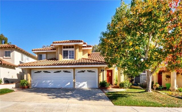 Property Photo: 8 Sendero CA 92688