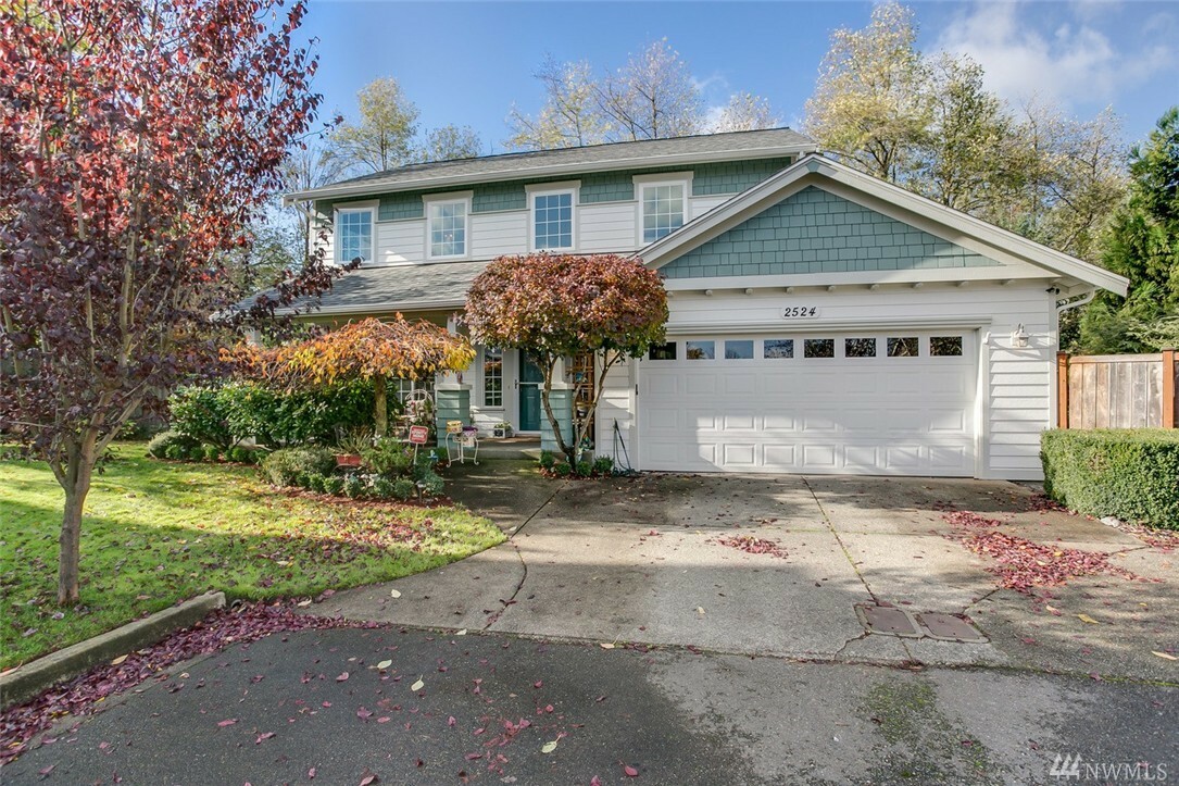 Property Photo:  2524 10th St SW  WA 98373 