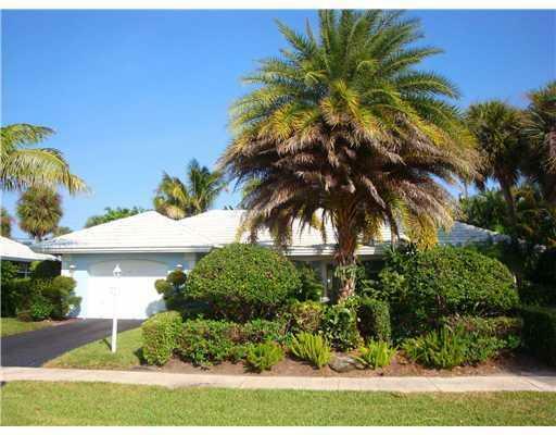 Property Photo:  880 Butternut Terrace  FL 33486 