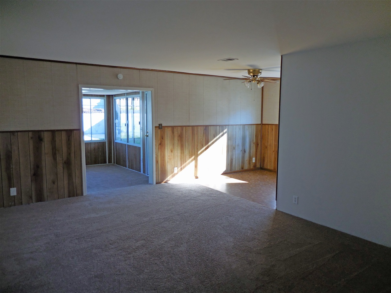 Property Photo: 634 Elaine Avenue CA 92057