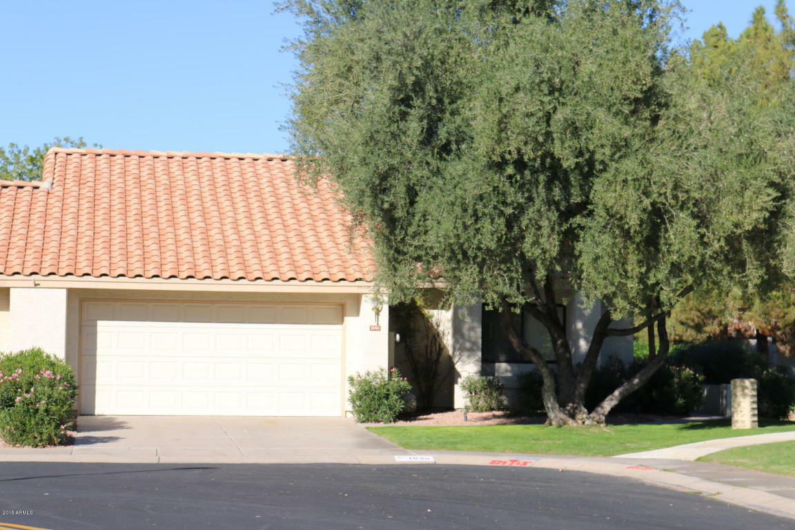 Property Photo:  1040 E McNair Drive  AZ 85283 