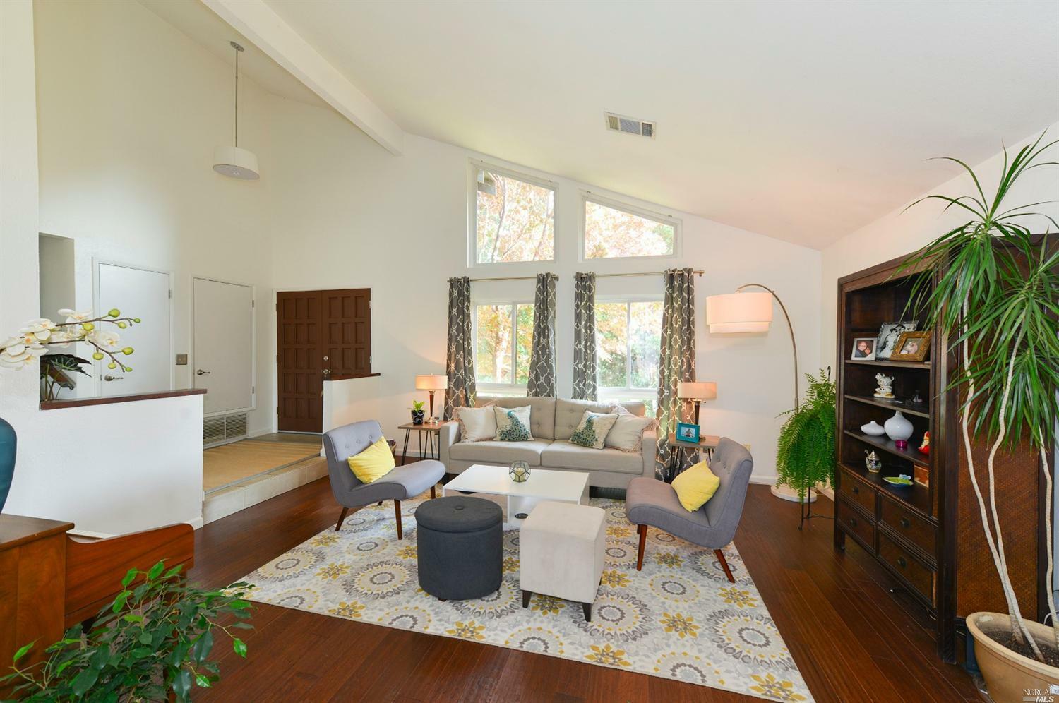 Property Photo: 1147 Stanford Court CA 94558