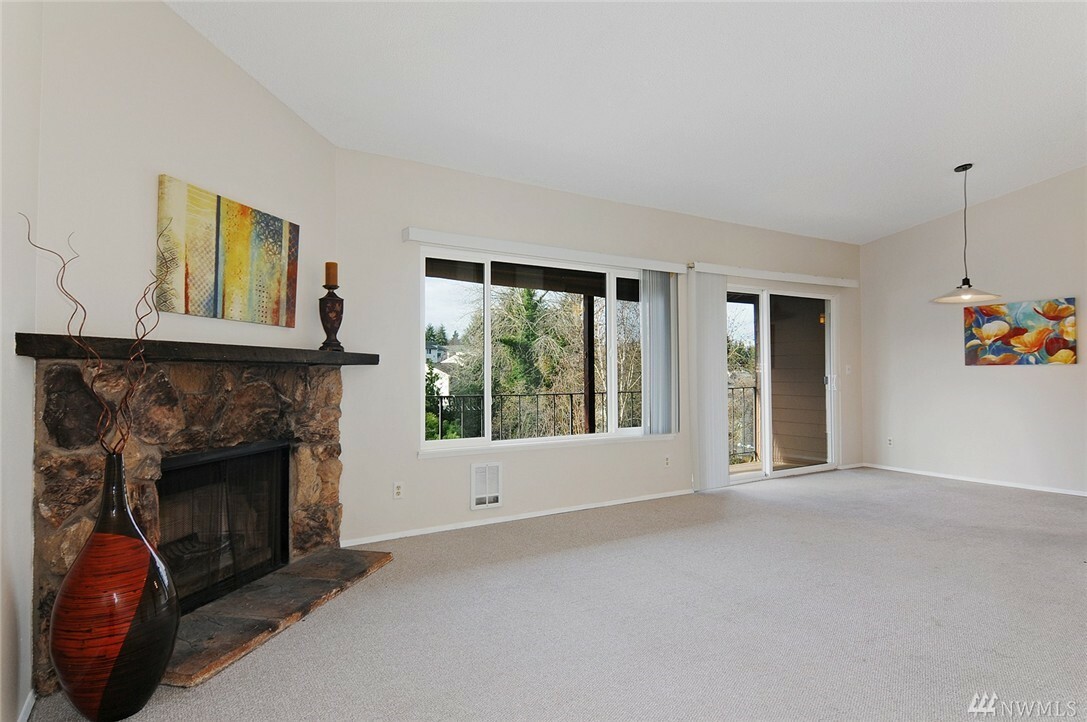 Property Photo:  17430 Ambaum Boulevard S 49  WA 98148 