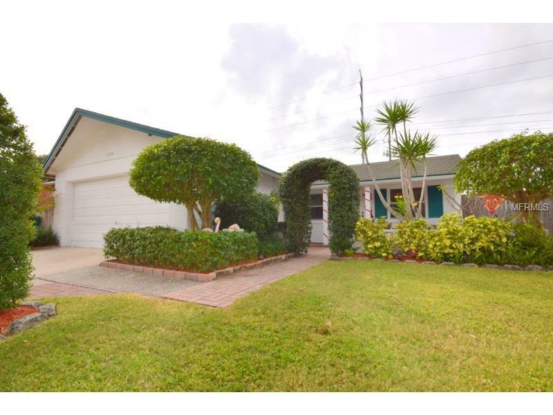 Property Photo:  1370 Wildwood Court  FL 34698 