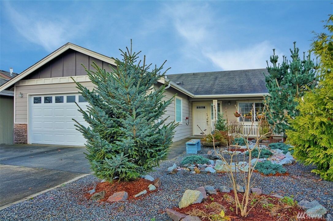 Property Photo:  5702 123 Place NE  WA 98271 