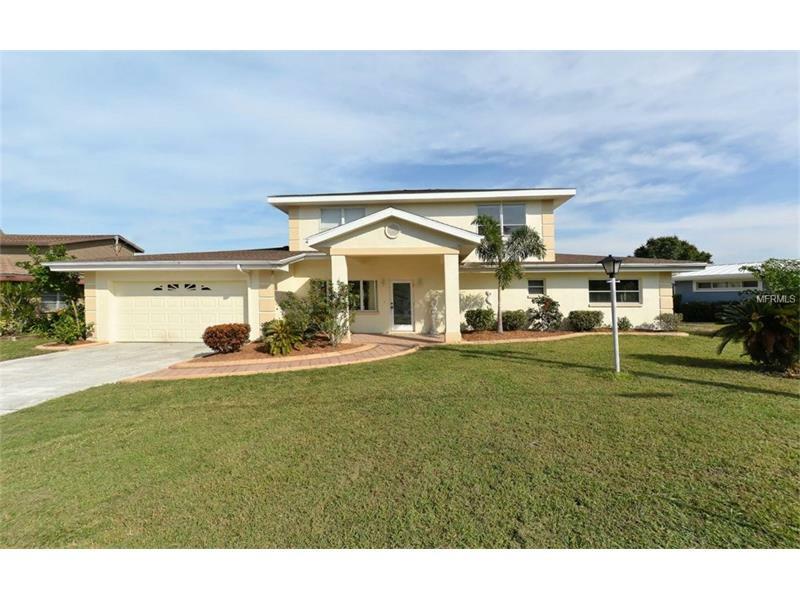 Property Photo: 2151 Lusitania Drive FL 34231