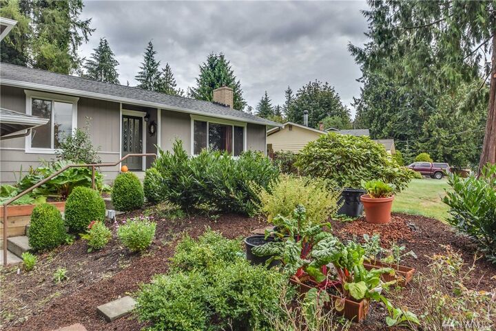 Property Photo: 18013 129th Place SE WA 98290