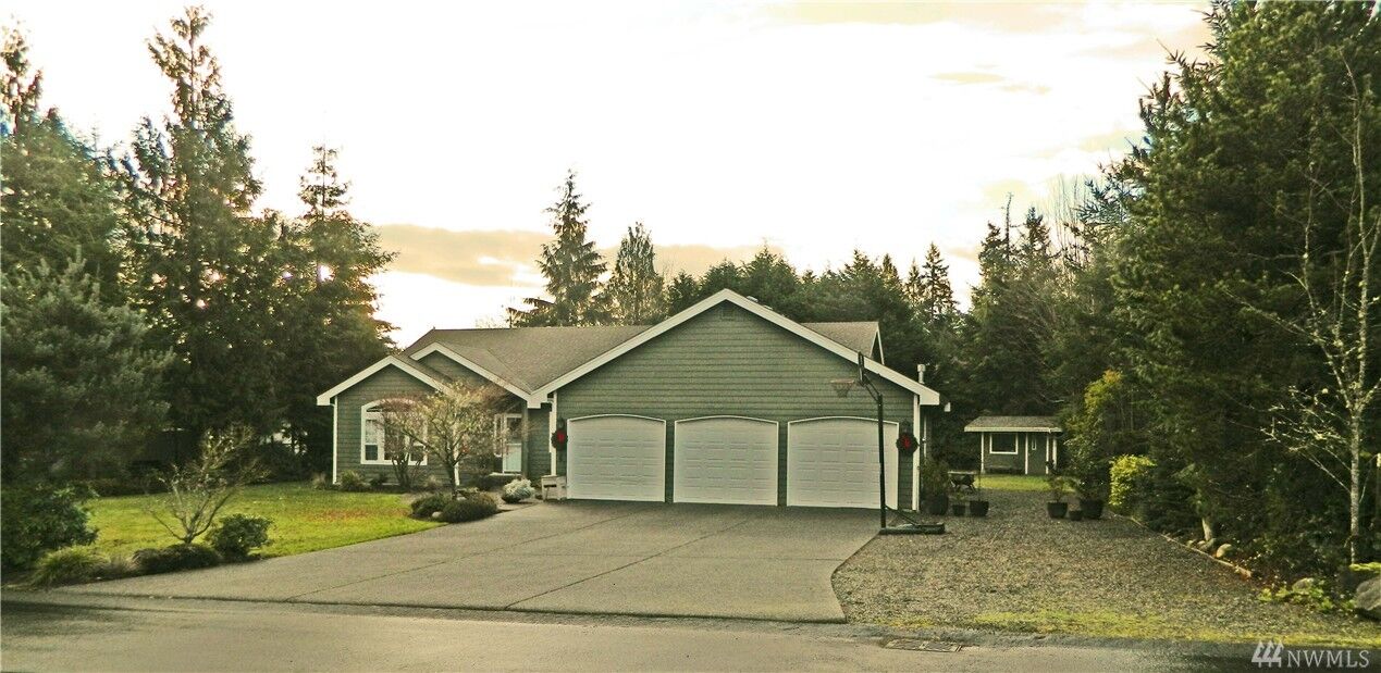 Property Photo:  1126  136th Street NW  WA 98332 