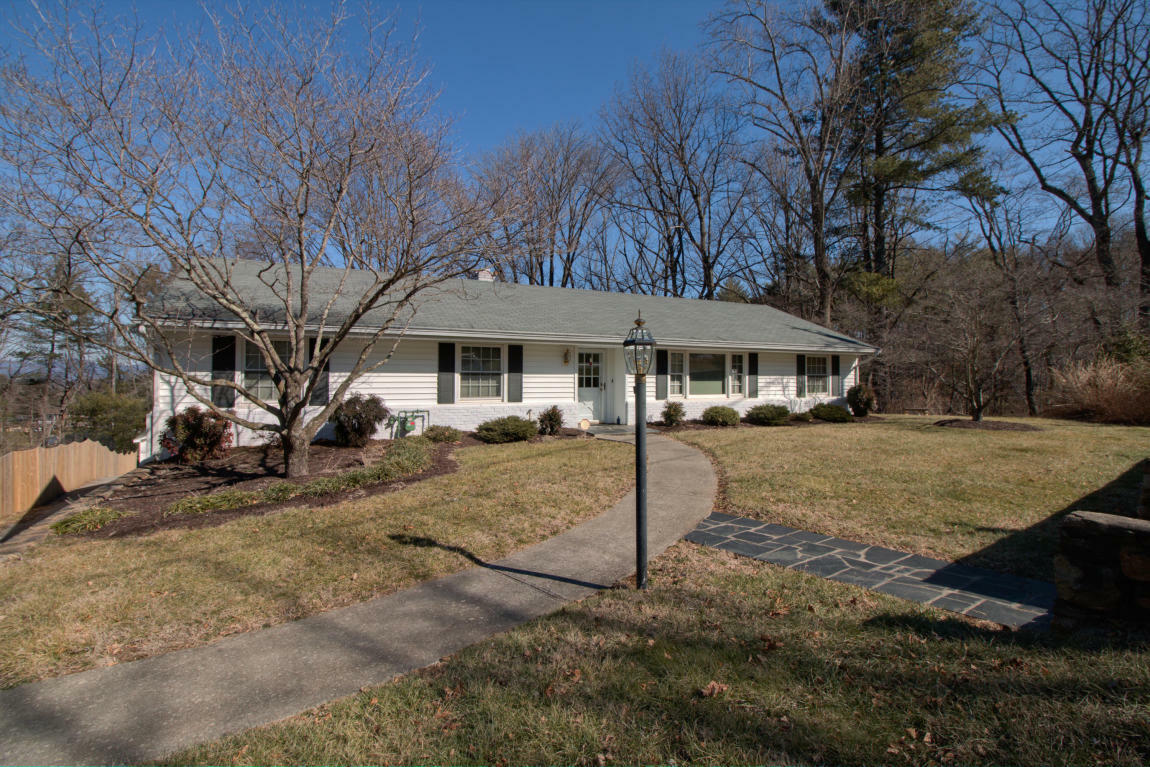 Property Photo:  1814 Pelham Dr  VA 24018 