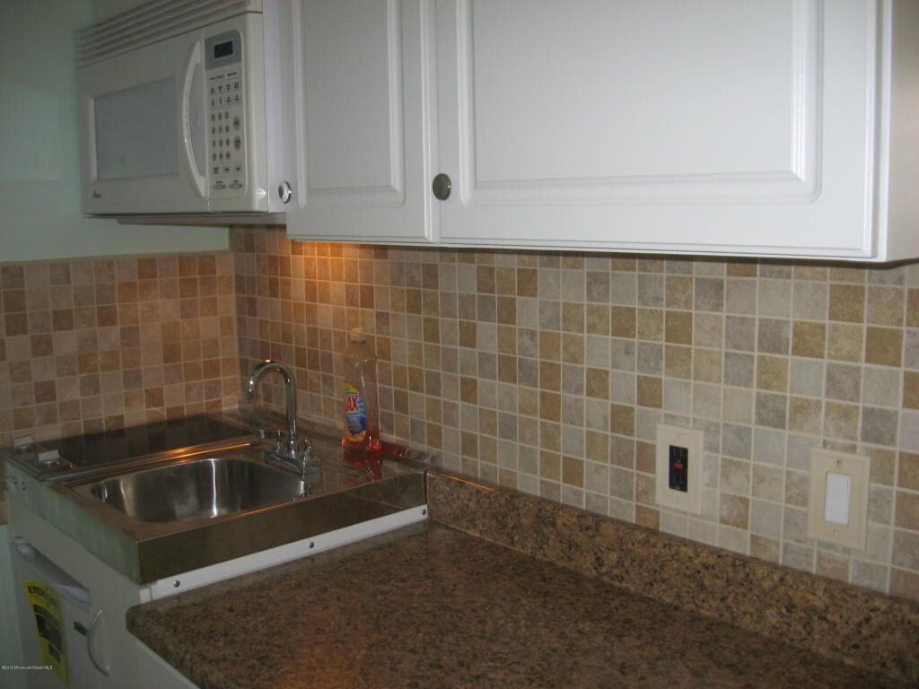 Property Photo:  28 Fremont Avenue  NJ 08751 