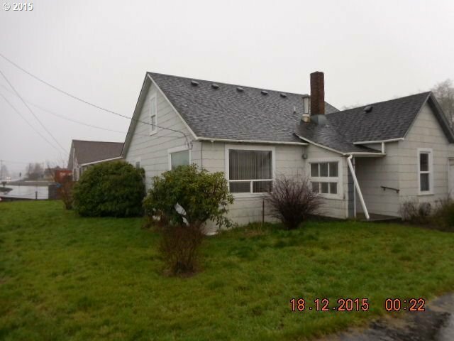 Property Photo: 92283 Youngs River Rd OR 97103