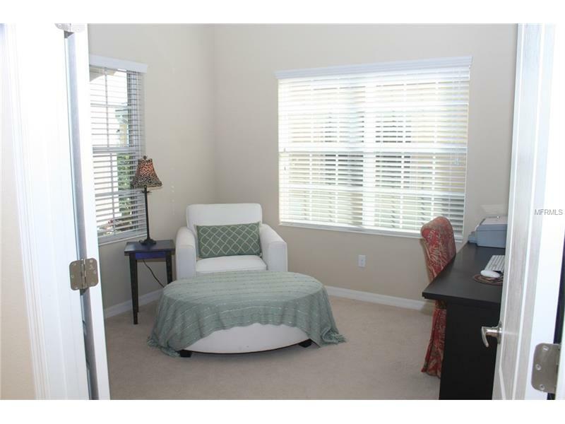 Property Photo: 11808 Sawgrass Lake Terrace FL 34211