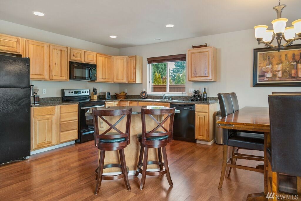 Property Photo: 20807 92nd St E WA 98391