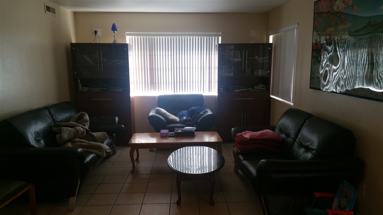 Property Photo: 8938 Covina Street CA 92126