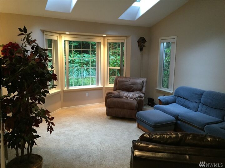 Property Photo:  6 Ravenwood Ct  WA 98229 