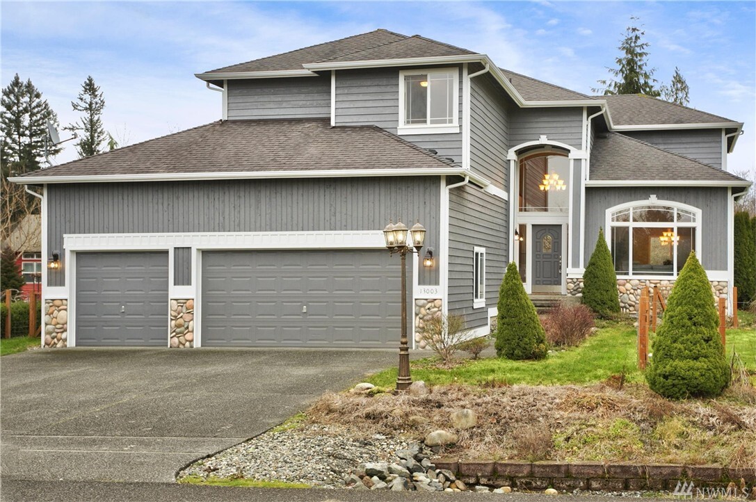Property Photo: 13003 199th Dr SE WA 98272