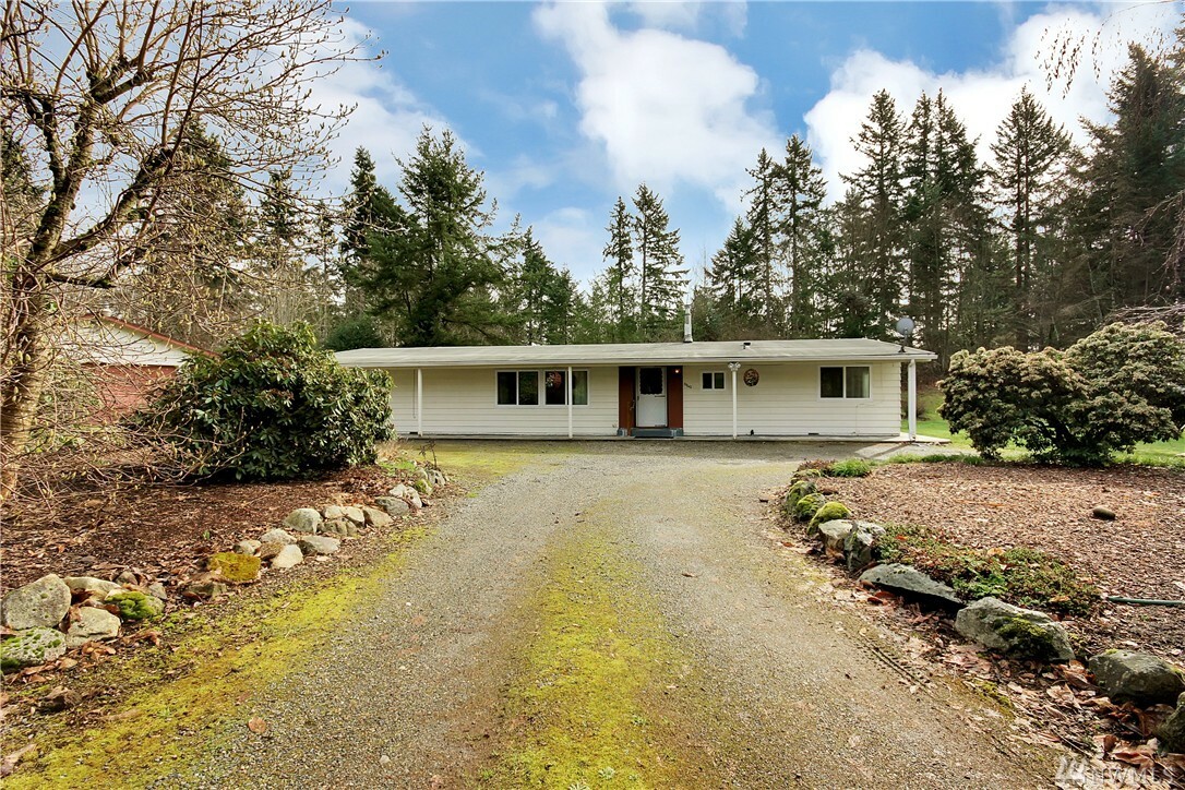Property Photo:  35642 41st Ave S  WA 98001 