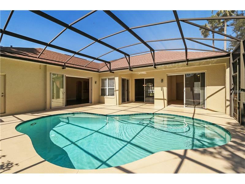 Property Photo:  8346 Lake Crowell Circle  FL 32836 