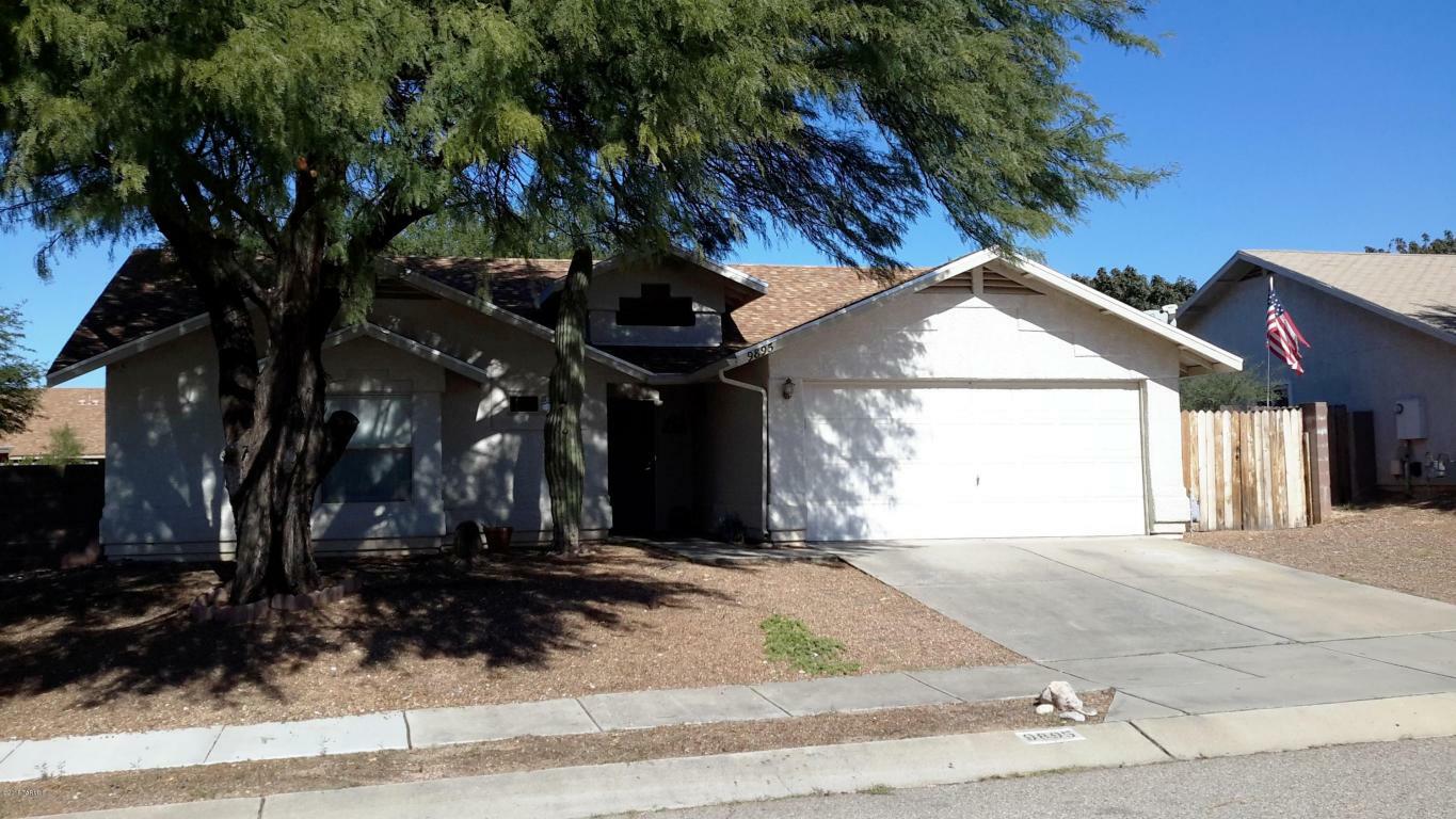 Property Photo:  9895 E Paseo Juan Tabo  AZ 85747 