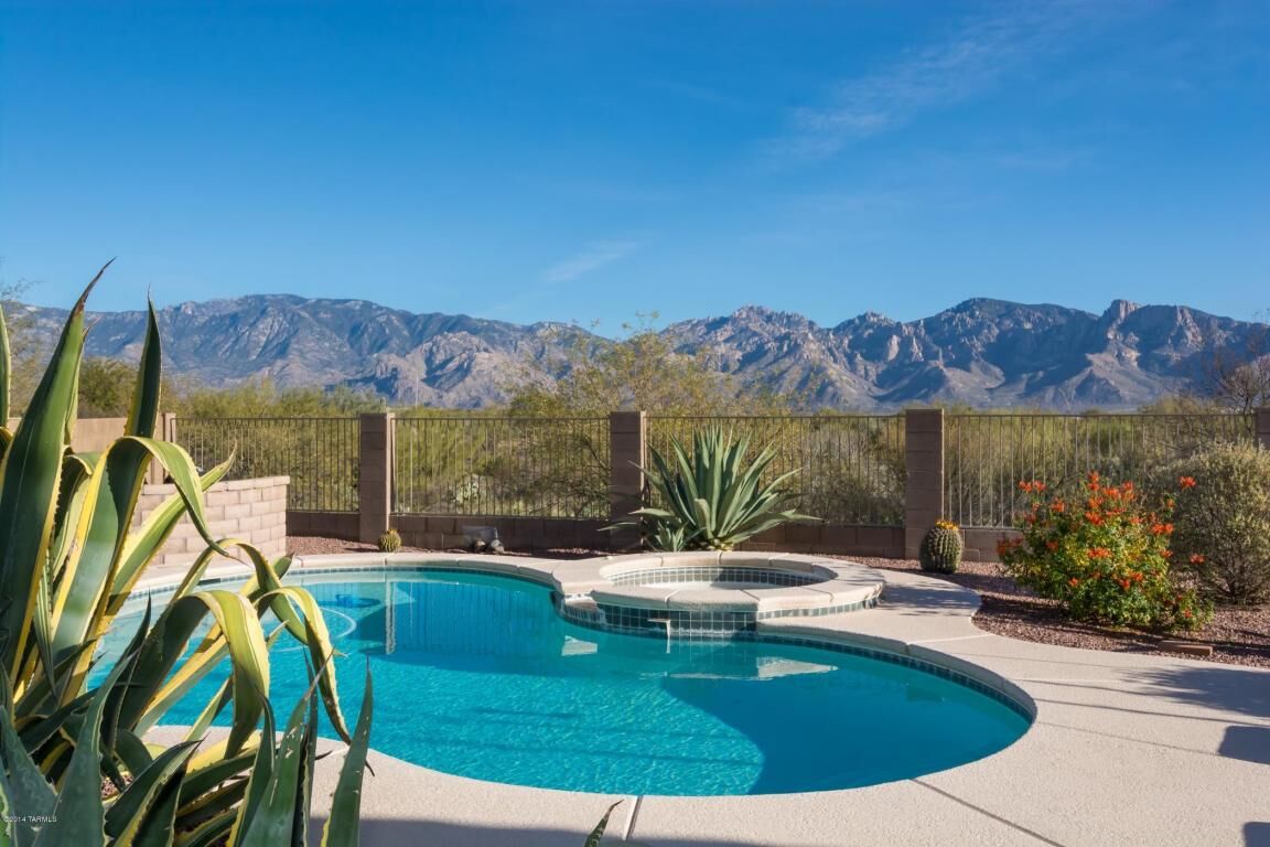 Property Photo:  13500 N Atalaya Way  AZ 85755 