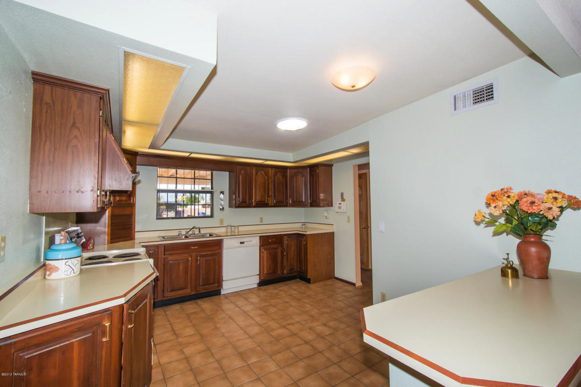 Property Photo:  3431 S Fairbanks Avenue  AZ 85730 