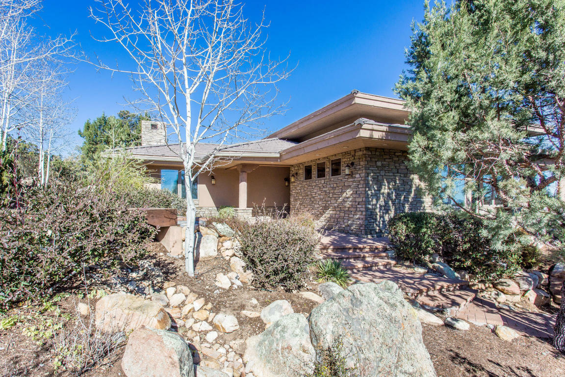 Property Photo:  962 Broken Branch Drive  AZ 86303 