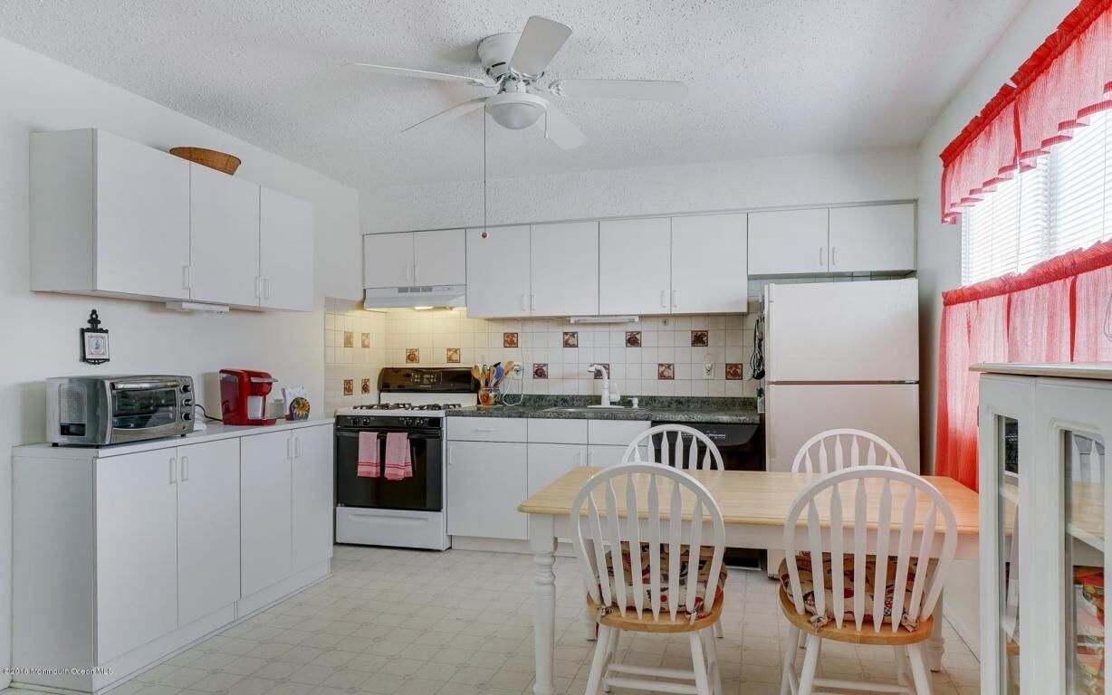 Property Photo:  1020 Tammy Court  NJ 08724 