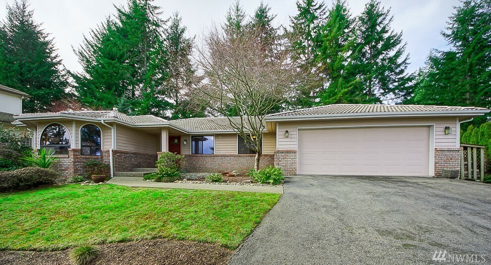 Property Photo:  230 E Rainier Court  WA 98524 