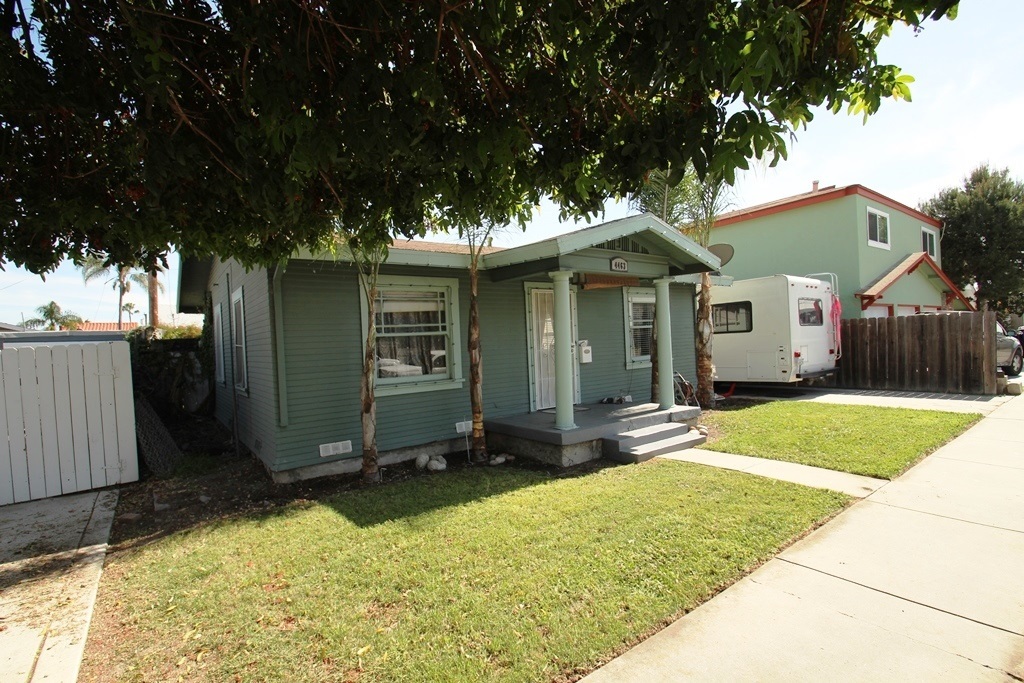 Property Photo:  4463 37th St  CA 92116 