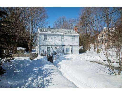 Property Photo:  22 Hill Street  MA 01950 