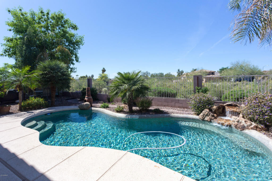 Property Photo:  15606 N 13th Avenue  AZ 85023 