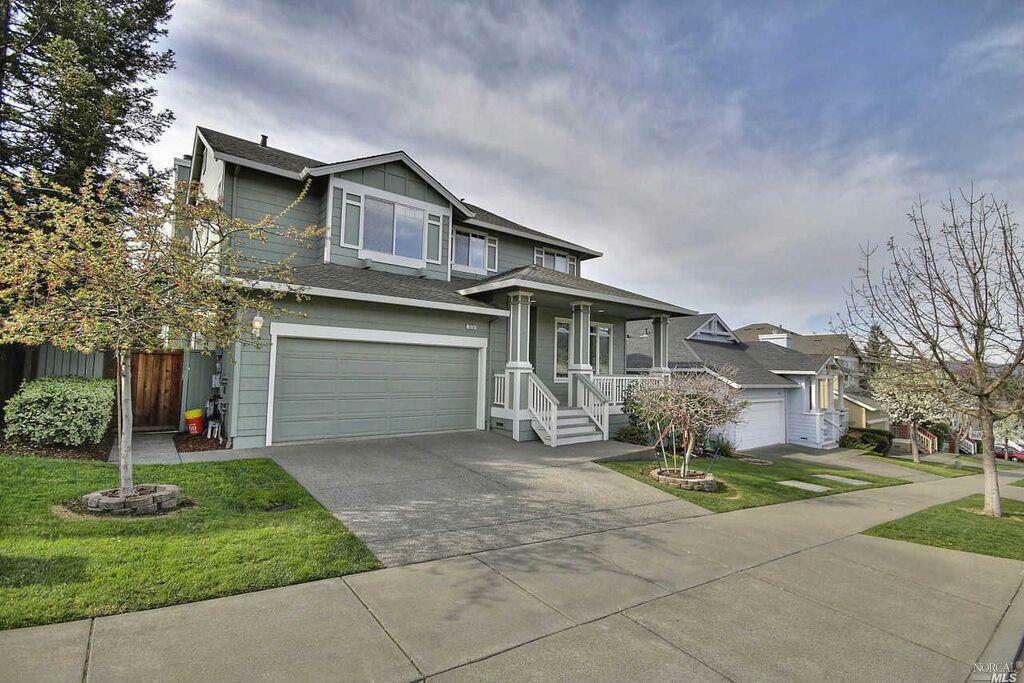 Property Photo: 1475 Great Heron Drive CA 95409