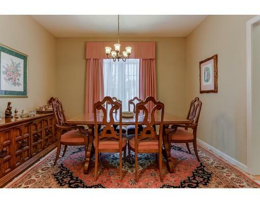 Property Photo: 17 Partridge Run 17 CT 06082
