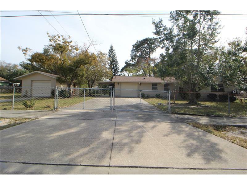 Property Photo:  1206 E Boyer Street  FL 34689 