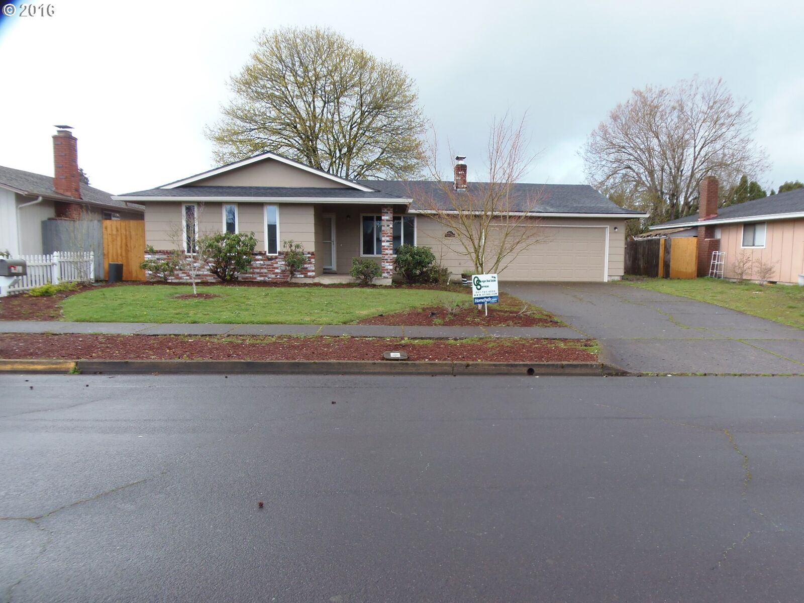 Property Photo:  2236 Rose Blossom Dr  OR 97477 