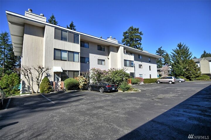 18620 52nd Ave W 125  Lynnwood WA 98037 photo