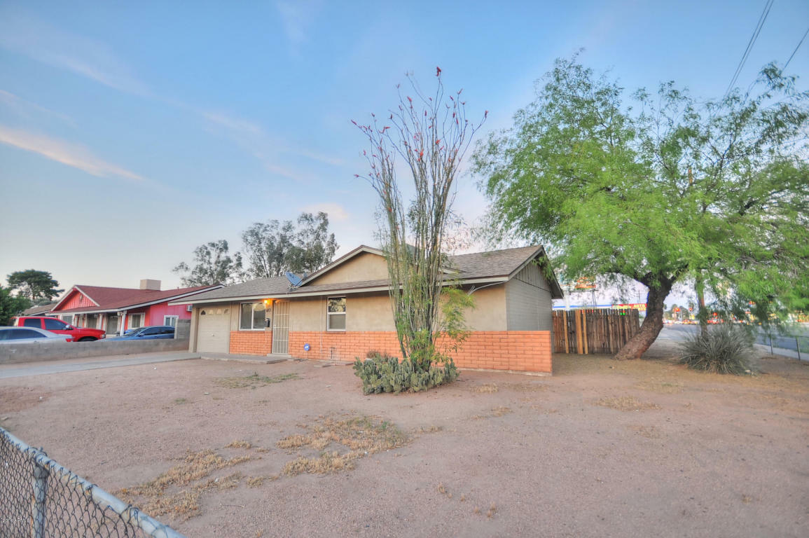 Property Photo:  4101 N 84th Avenue  AZ 85037 