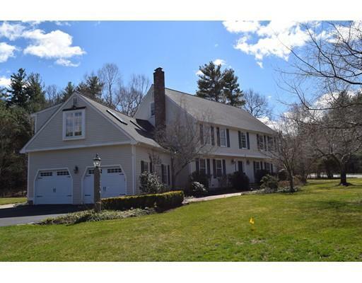 Property Photo: 15 Pondview Avenue MA 02052