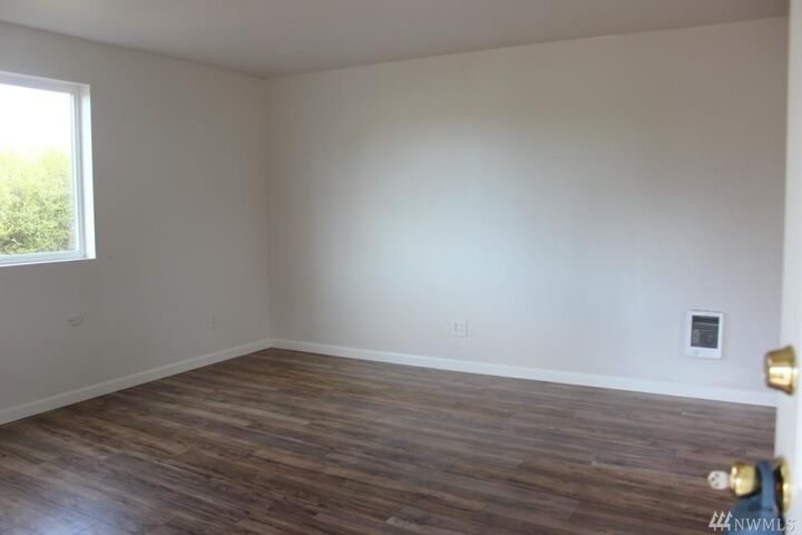 Property Photo: 6001 S Alder St WA 98409