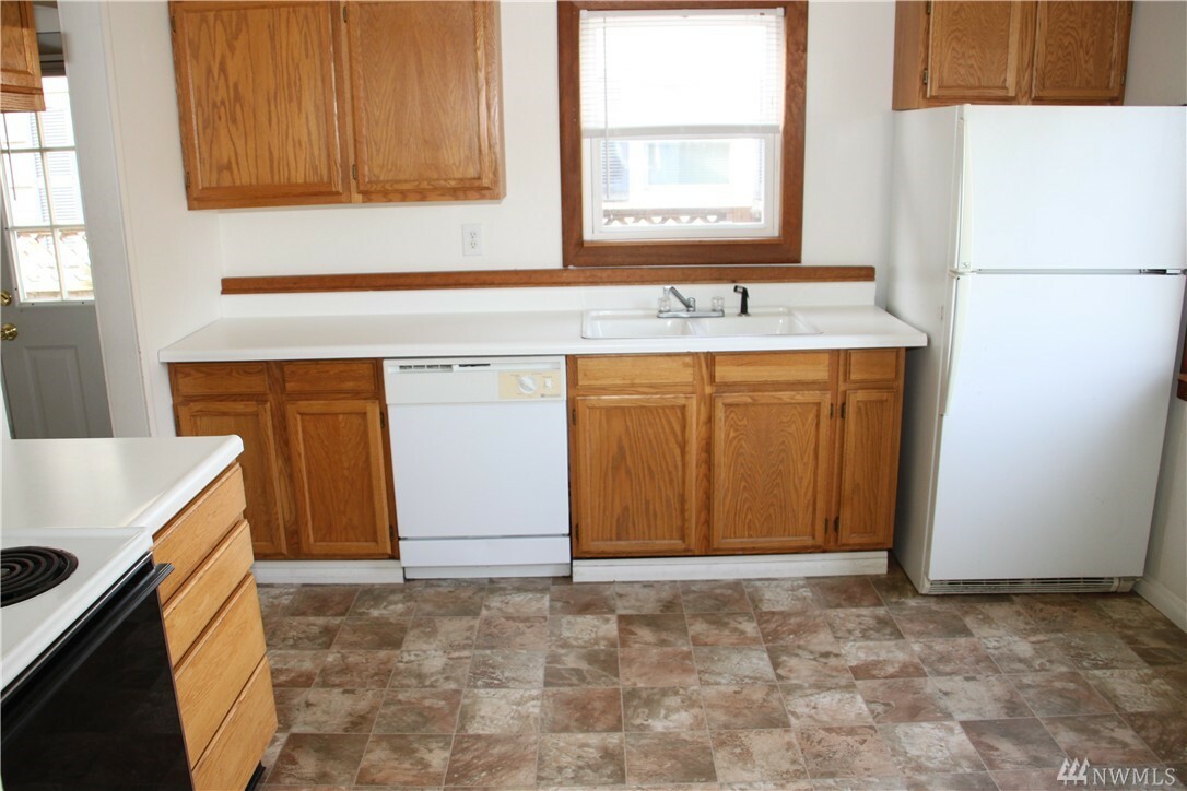 Property Photo:  1032 S Oxford  WA 98465 