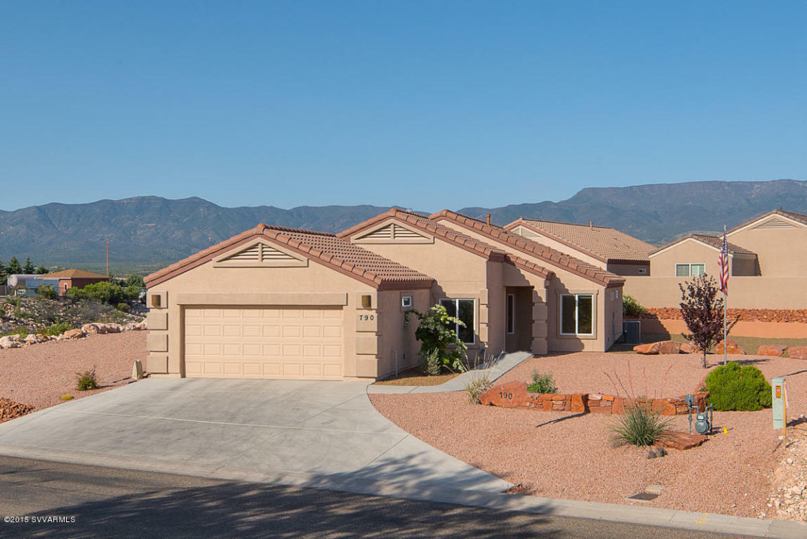 Property Photo: 790 S Santa Fe Trail AZ 86325