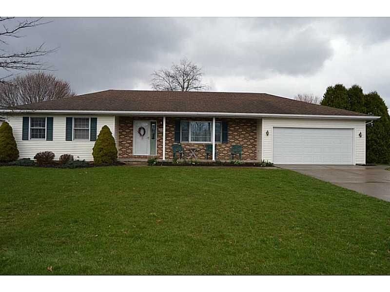 Property Photo: 213 Stonehaven Drive PA 16412