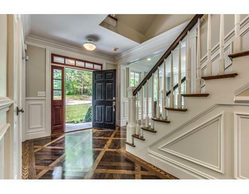 Property Photo: 10 Linmoor Terrace MA 02420