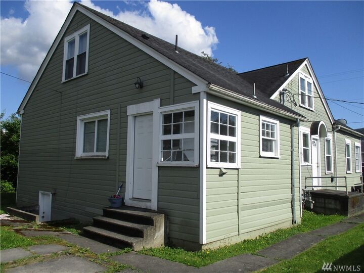 702 Talcott St A-B  Sedro Woolley WA 98284 photo