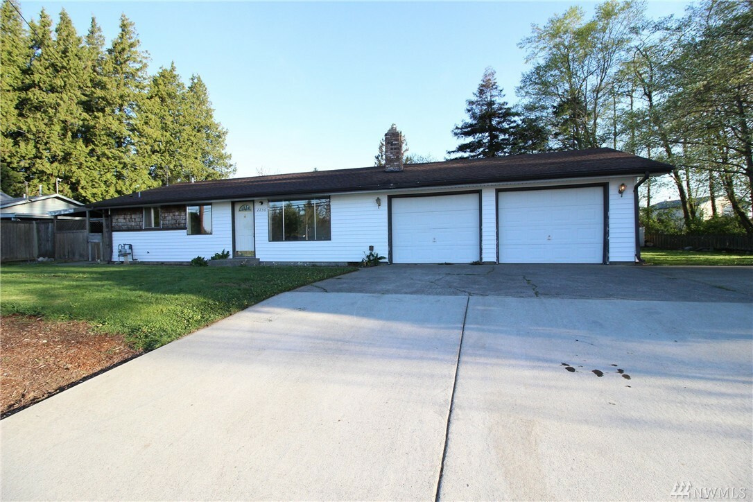 Property Photo: 2236 Thornton St WA 98248