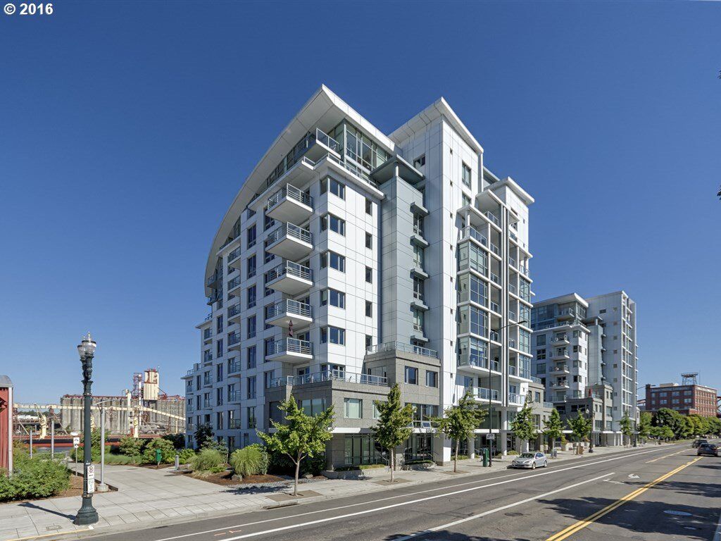 Property Photo:  1310 NW Naito Pkwy 708  OR 97209 